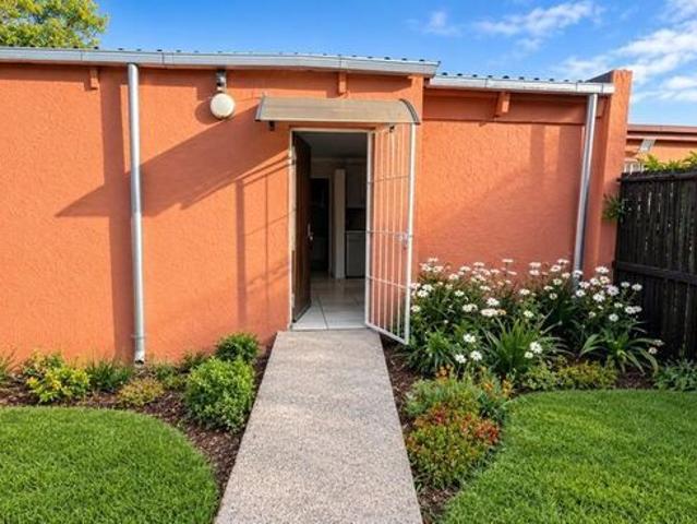 House for rent in Rhodesfield, Kempton Park
