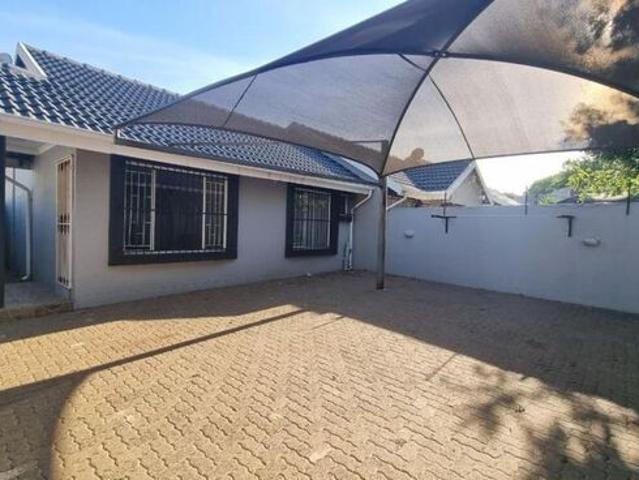 House for rent in Airfield, City of Ekurhuleni Metropolitan Municipality
