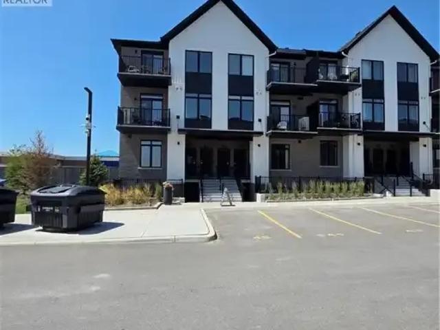 Townhouse for rent in Wellington, Ontario