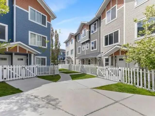 Townhouse for rent in High River, Alberta
