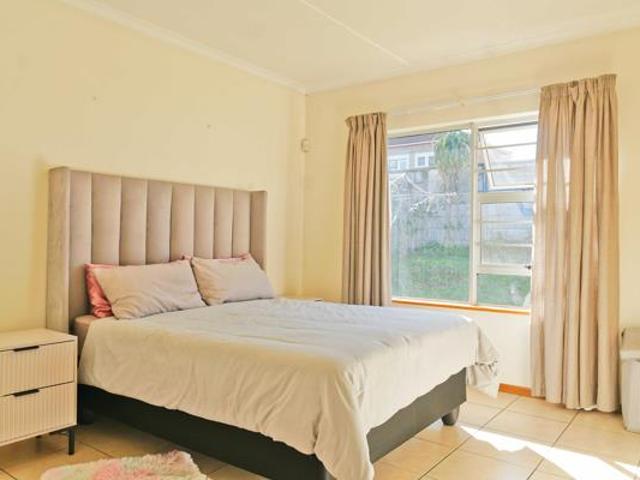 Townhouse for sale in Amatola View, Bhisho