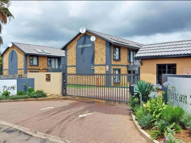 Townhouse for sale in Ekurhuleni, Gauteng
