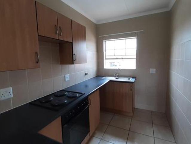 Townhouse for rent in Jansenpark, City of Ekurhuleni Metropolitan Municipality