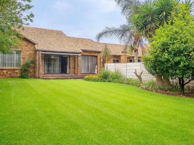 Townhouse for sale in Ekurhuleni, Gauteng