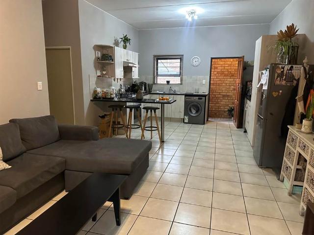 Townhouse for sale in Ekurhuleni, Gauteng
