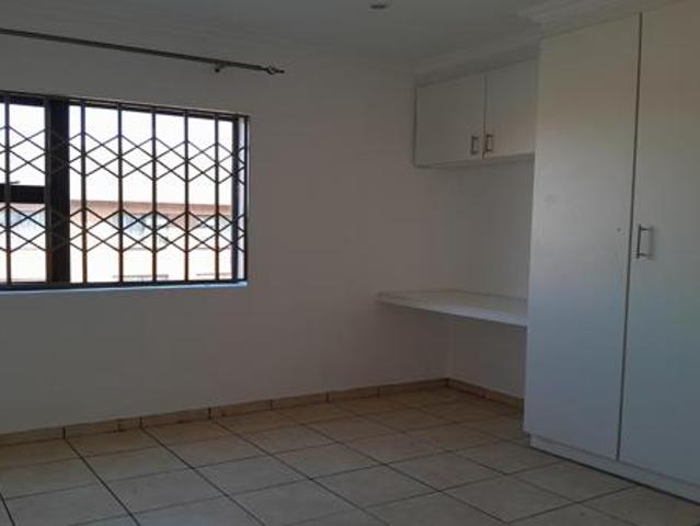 Townhouse for rent in Ekurhuleni, Gauteng