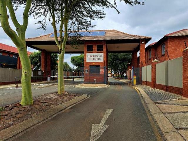 Townhouse for rent in Ekurhuleni, Gauteng