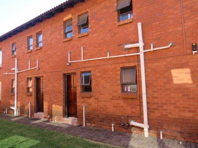Townhouse for sale in Ekurhuleni, Gauteng