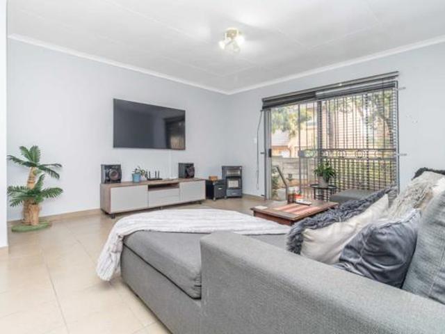 Townhouse for sale in West Rand Garden estates, Westonaria Local Municipality