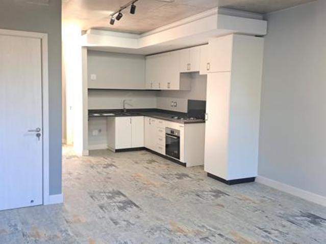 Townhouse for rent in Waterkloof, Gauteng