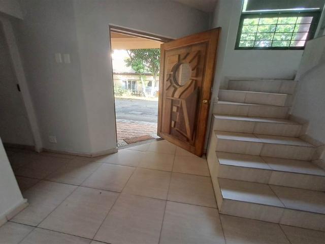Townhouse for sale in Seaview, Kwazulu-natal
