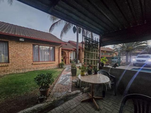 Townhouse for sale in Seshego, Limpopo