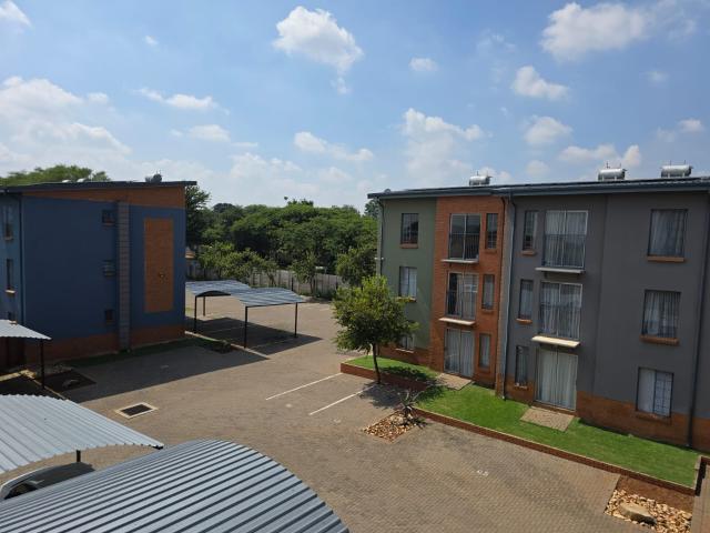 Townhouse for sale in Waterkloof, Gauteng