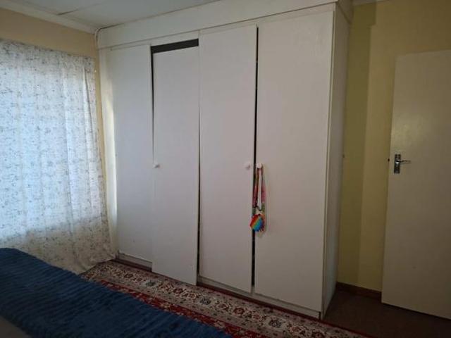 Townhouse for rent in Waterkloof, Gauteng