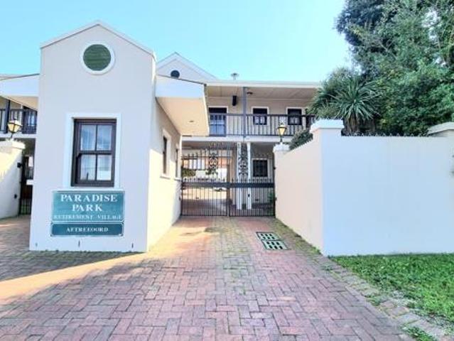 Townhouse for rent in Cape Town, Western Cape