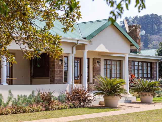 Townhouse for sale in Seaview, Kwazulu-natal