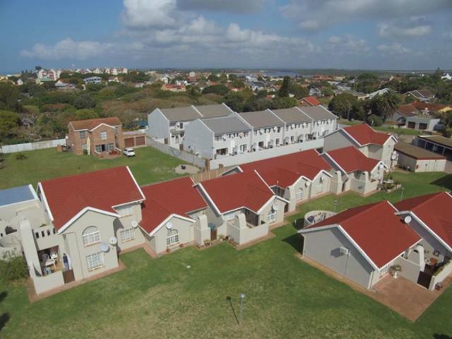 Townhouse for sale in Cape St Francis, Eastern Cape