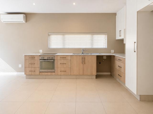 Townhouse for rent in Princess Grant, Kwazulu-natal