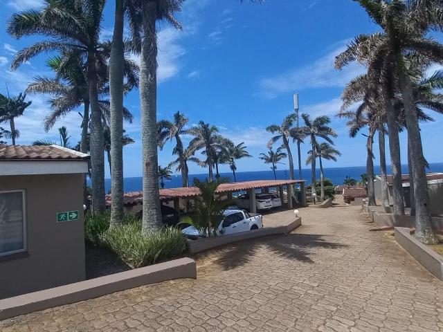 Townhouse for rent in Princess Grant, Kwazulu-natal