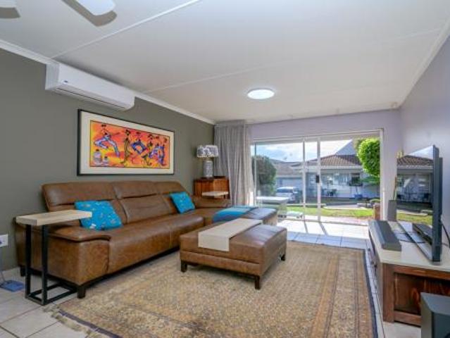 Townhouse for sale in Princess Grant, Kwazulu-natal