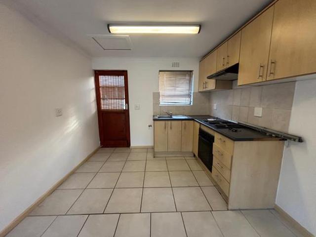 Townhouse for rent in Cape Town, Western Cape