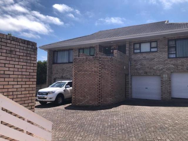 Townhouse for sale in Bisho, Eastern Cape