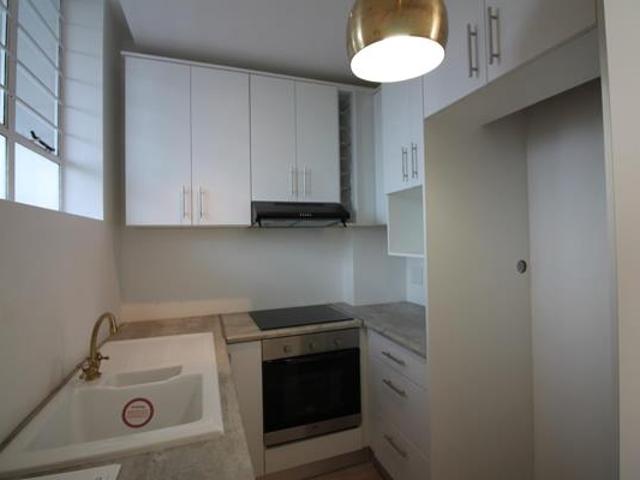 Townhouse for rent in Vosloorus, Gauteng