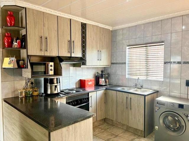 Townhouse for sale in Seshego, Limpopo