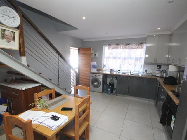 Townhouse for sale in Amatola View, Bhisho