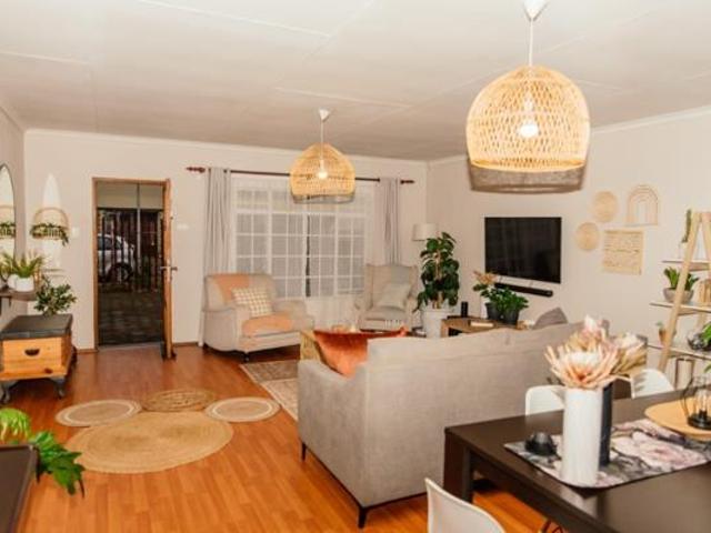 Townhouse for sale in Rosendal, Free State