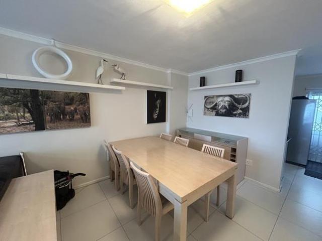Townhouse for rent in Cape Town, Western Cape