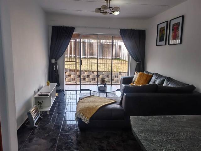 Townhouse for sale in Ekurhuleni, Gauteng