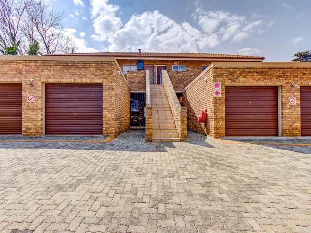 Townhouse for sale in Ekurhuleni, Gauteng