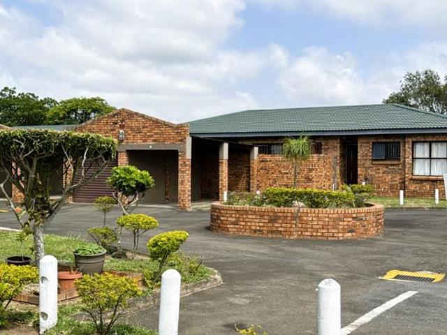 Townhouse for sale in UMhlathuze Municipality, Kwazulu-natal