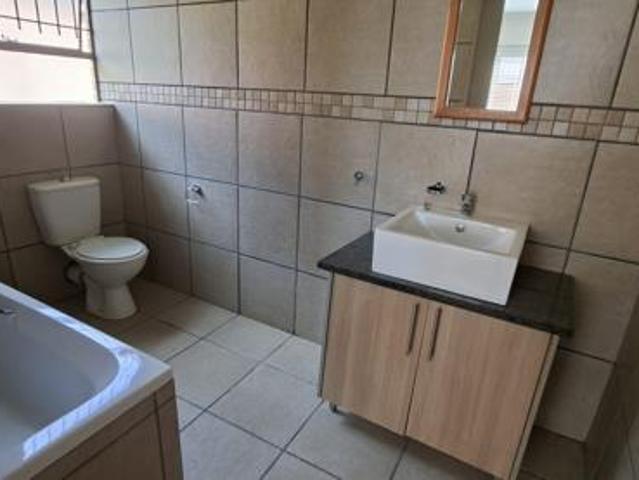 Townhouse for sale in Bloemfontein, Mangaung Metropolitan Municipality