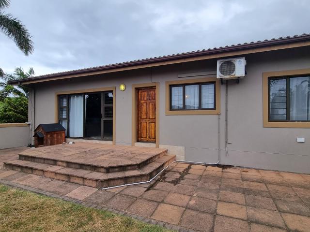 Townhouse for sale in Seaview, Kwazulu-natal