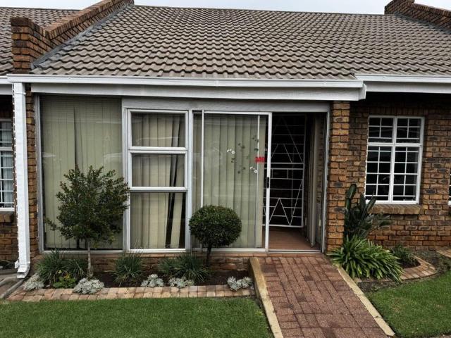 Townhouse for sale in Boksburg