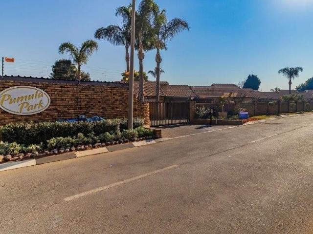 Townhouse for sale in Ekurhuleni, Gauteng
