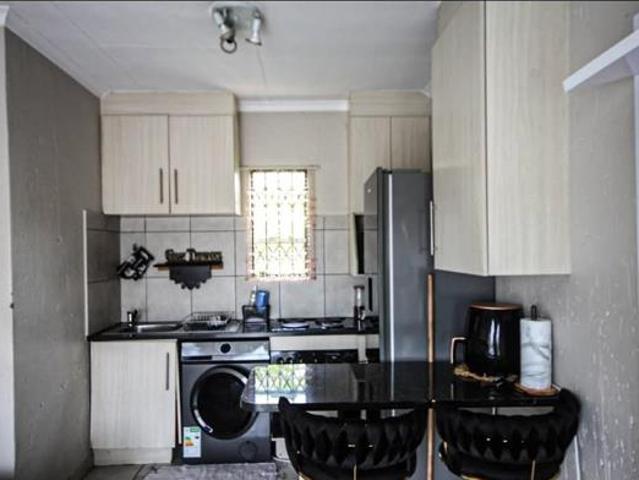 Townhouse for sale in Sedibeng, Gauteng
