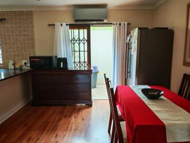 Townhouse for rent in Seaview, Kwazulu-natal