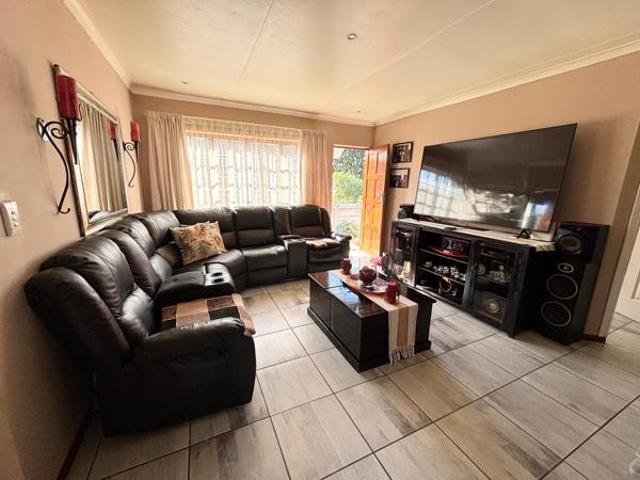 Townhouse for sale in Eastern Cape