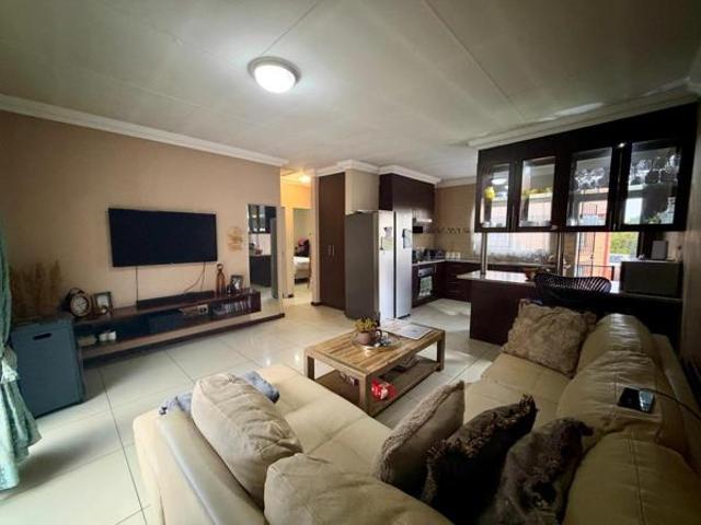 Townhouse for rent in Jansenpark, City of Ekurhuleni Metropolitan Municipality