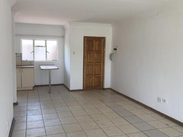 Townhouse for sale in Lejweleputswa, Free State