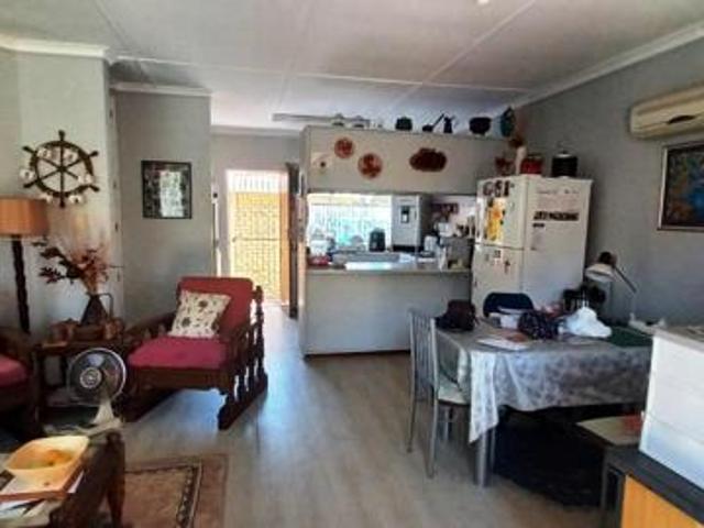 Townhouse for sale in Lejweleputswa, Free State