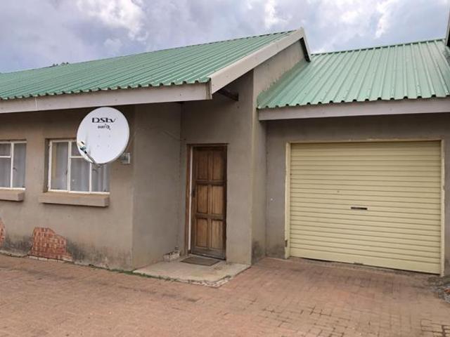 Townhouse for sale in Lejweleputswa, Free State