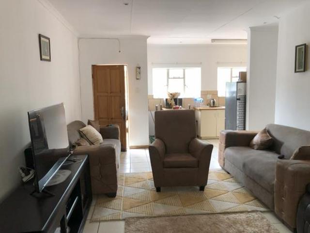 Townhouse for sale in Lejweleputswa, Free State