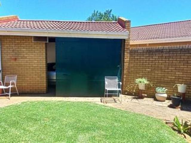 Townhouse for sale in Lejweleputswa, Free State