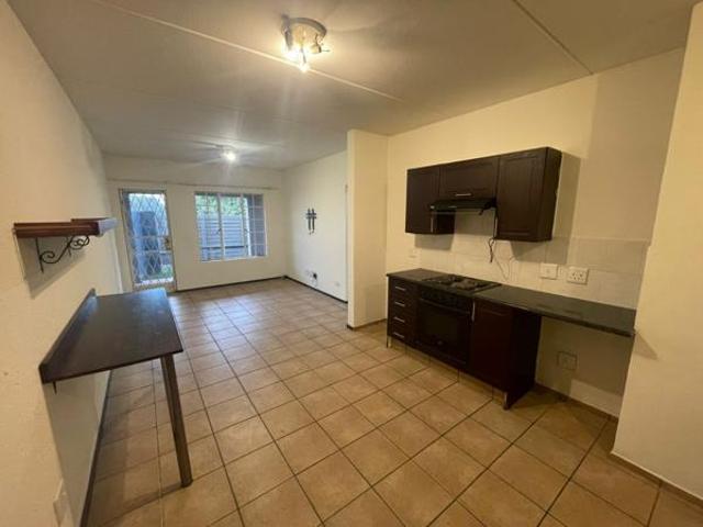 Townhouse for rent in Ekurhuleni, Gauteng