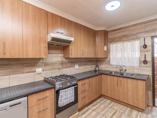 Townhouse for sale in Ekurhuleni, Gauteng