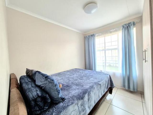Townhouse for sale in Hartbeespoort Dam Nature Reserve, North West